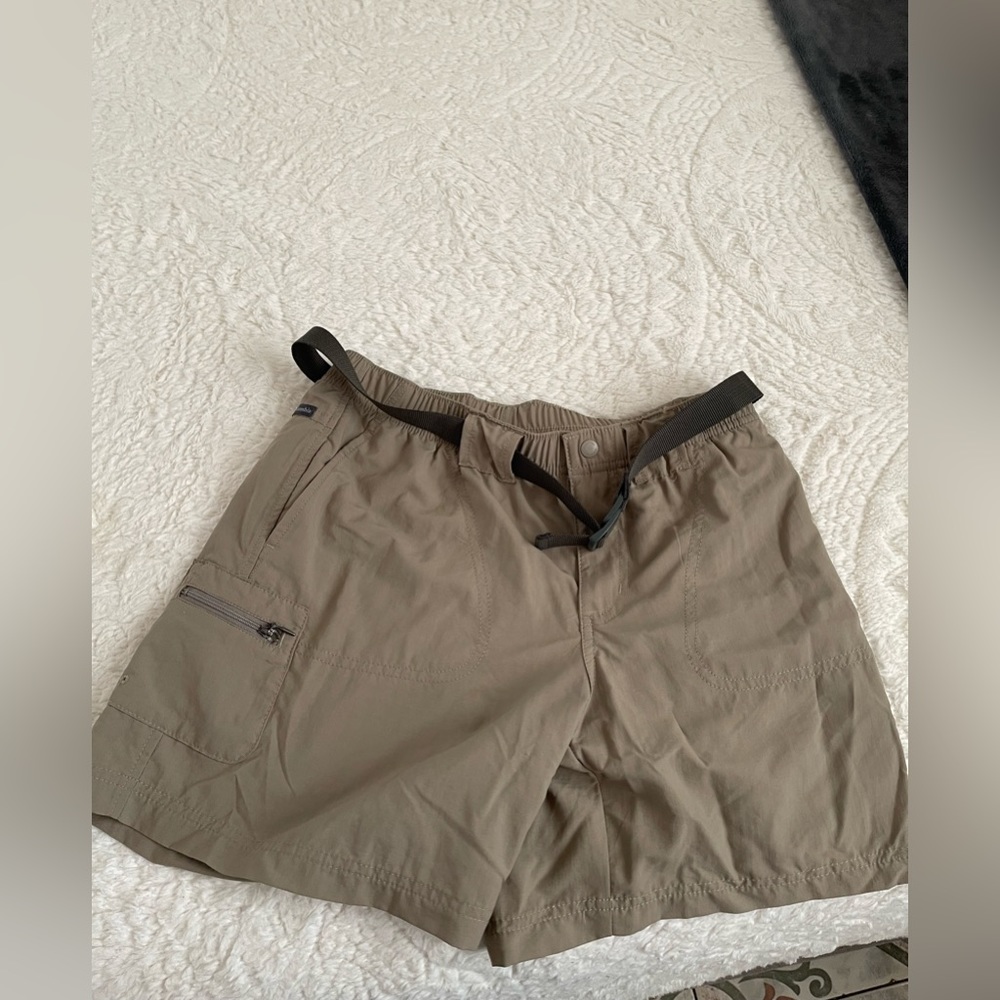 Columbia kaki shorts